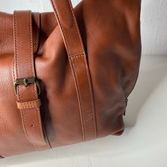 LL Bean Signature Tan Womens Leather Fold Over Shoulder Tote Work Computer Large - Picture 2 of 14